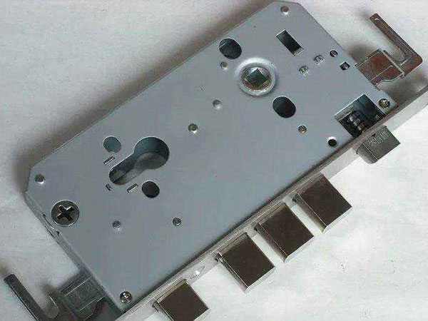 石嘴山24小时上门开锁公司